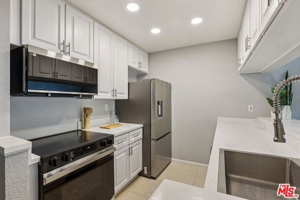 1706 Bevin Brook Drive - Photo 4