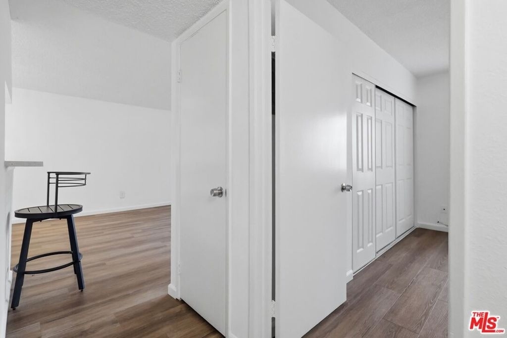 11015 Morrison Street - Photo 22