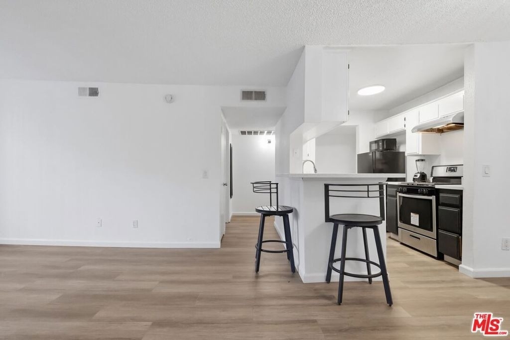 11015 Morrison Street - Photo 15