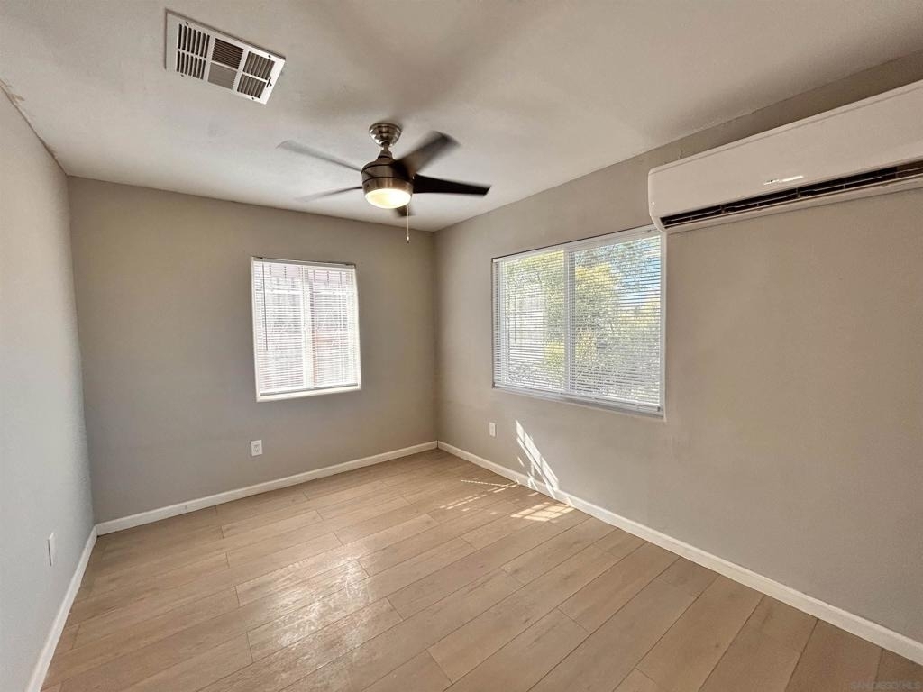209 E Orange Ave - Photo 3