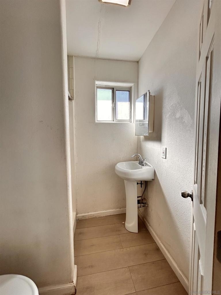 209 E Orange Ave - Photo 7