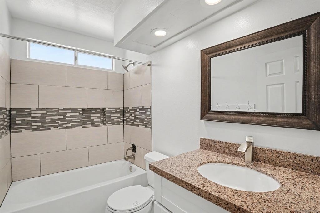 11333 Oak Creek Dr. - Photo 13