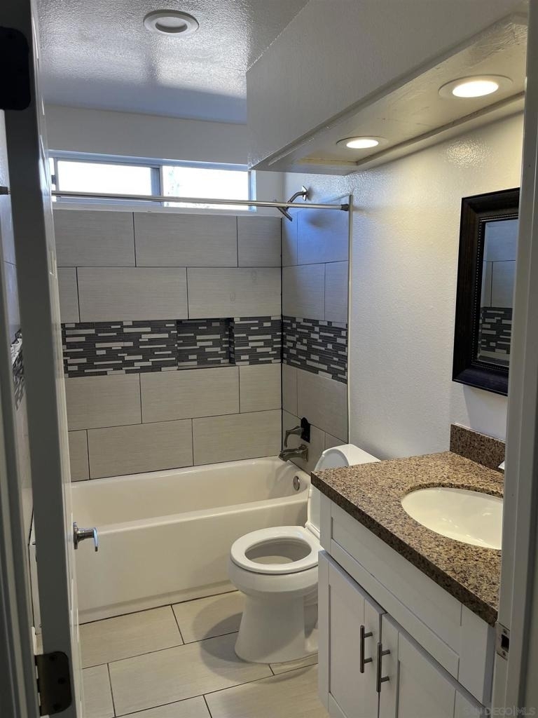 11333 Oak Creek Dr. - Photo 9