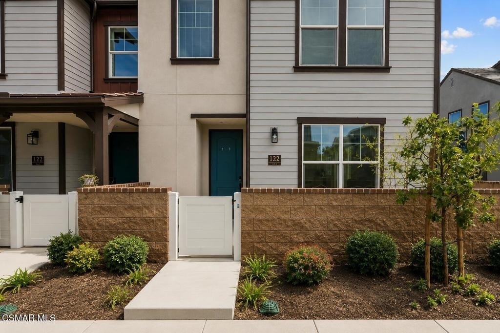 122 Red Brick Drive - Photo 1