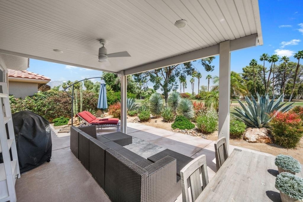 105 N Kavenish Drive - Photo 24