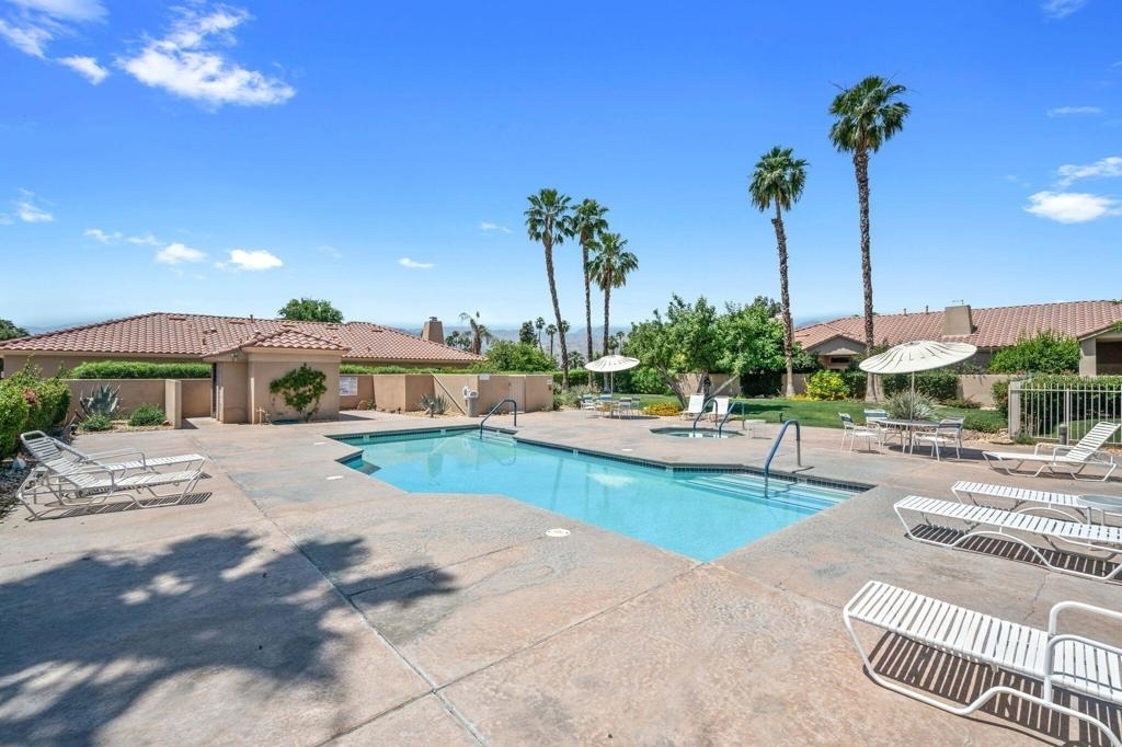 105 N Kavenish Drive - Photo 27