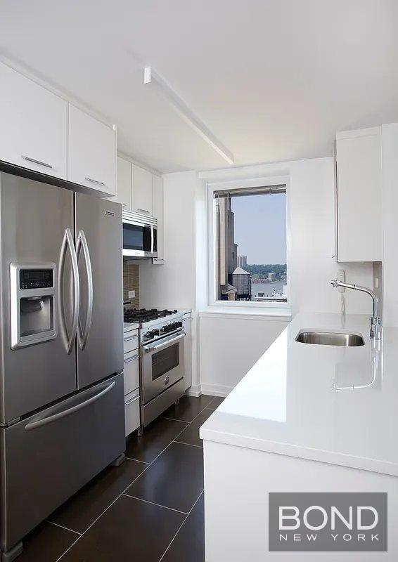 West 93rd Street - Photo 1