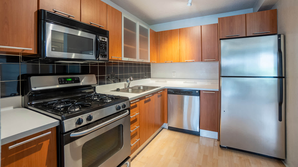 2000 N St. Nw - Photo 5