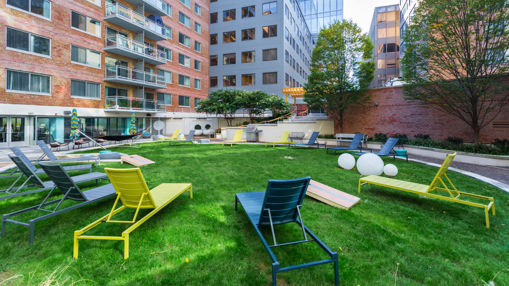 2000 N St. Nw - Photo 18