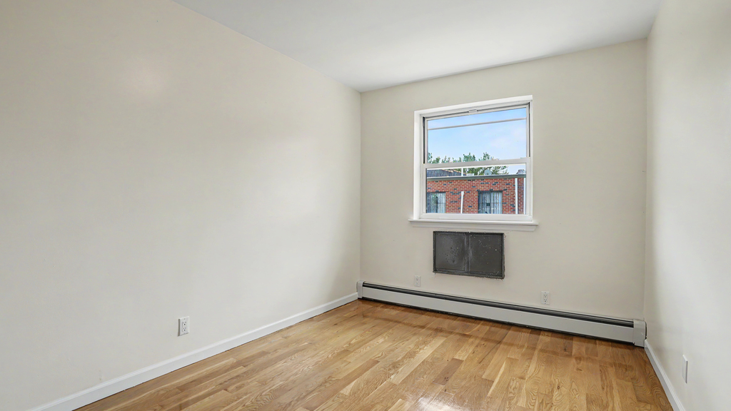 92nd Street - Photo 12