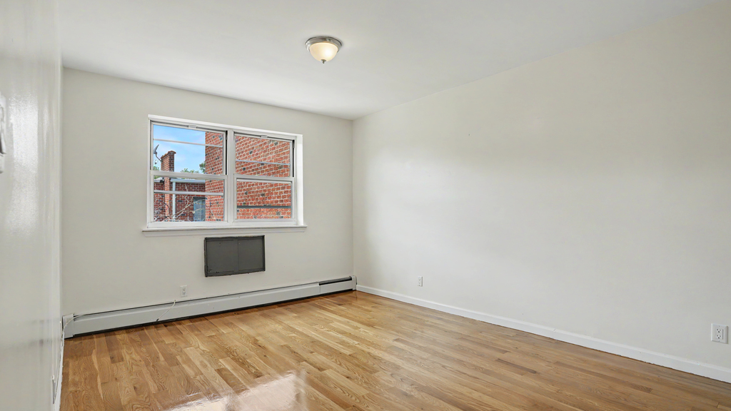 92nd Street - Photo 9