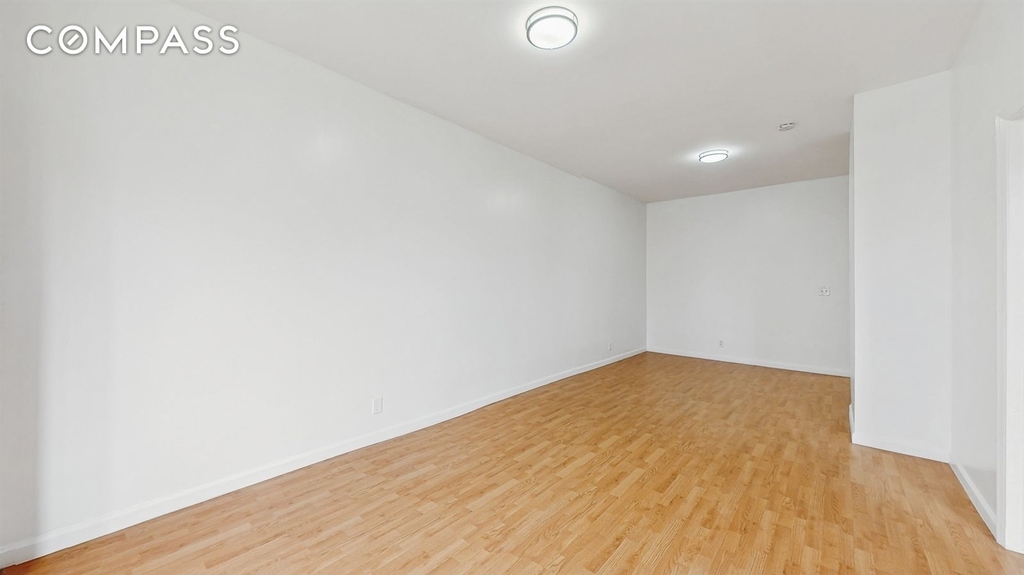 77th Street - Photo 10