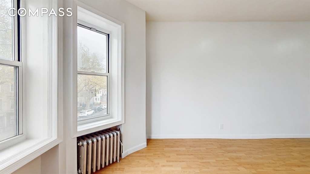 77th Street - Photo 12