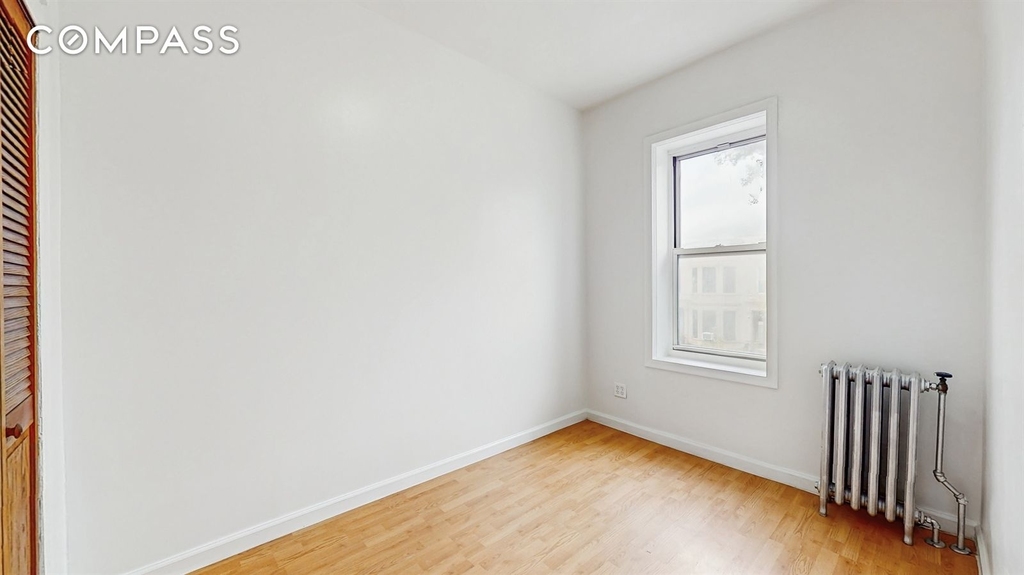 77th Street - Photo 15