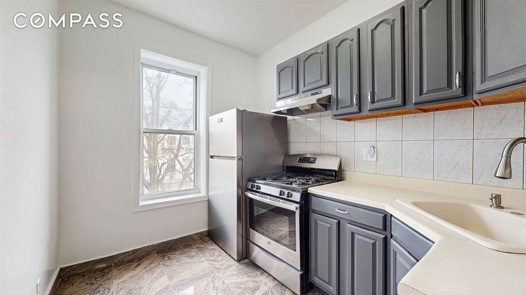 77th Street - Photo 1