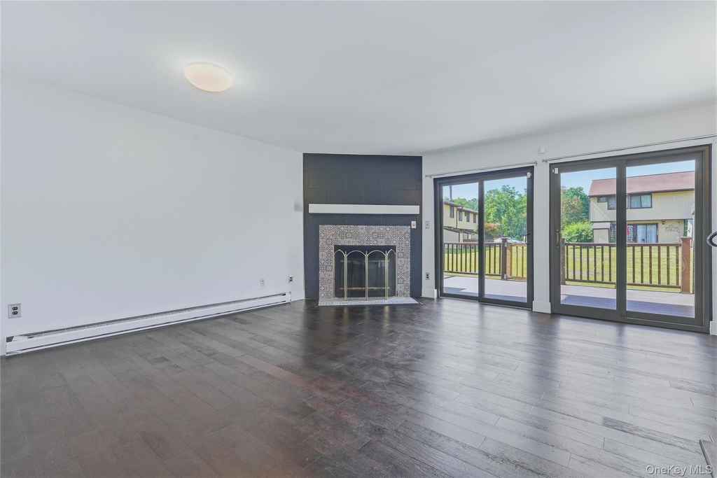 601 Chelsea Cove S - Photo 1
