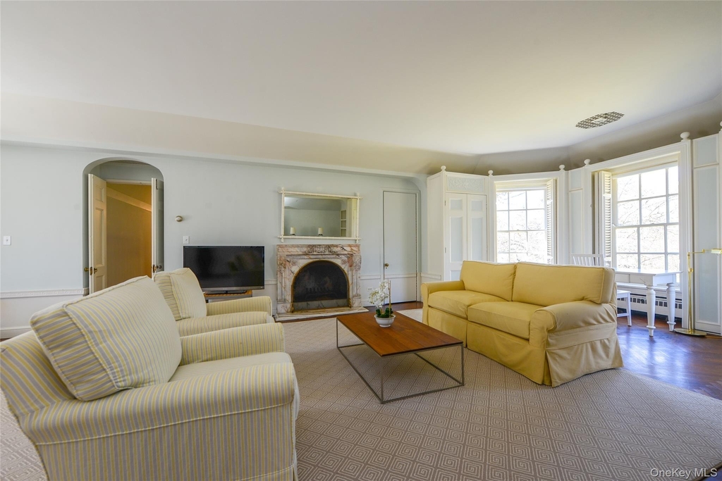 1 Pond Road - Photo 17