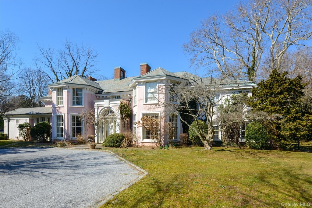 1 Pond Road - Photo 0