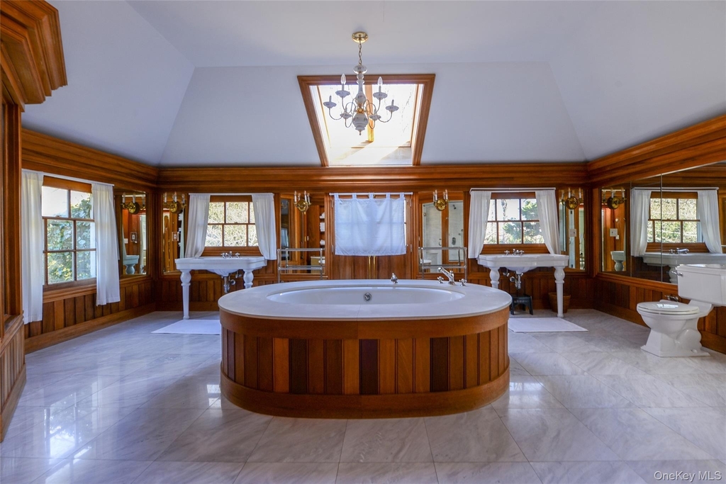1 Pond Road - Photo 19