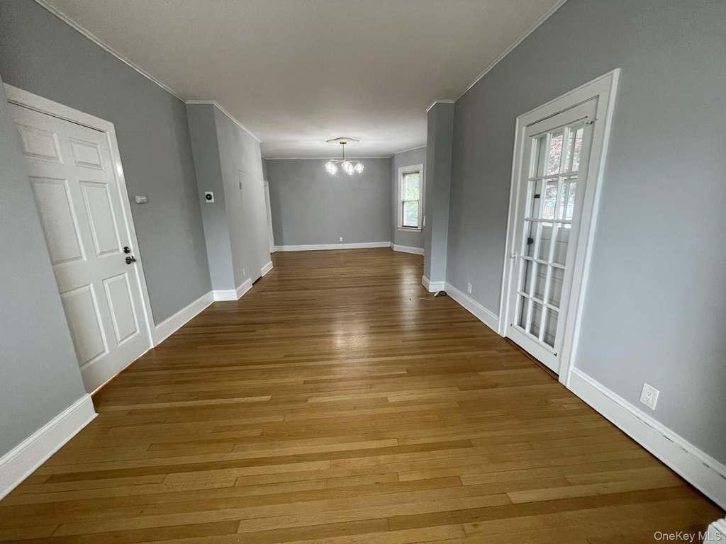 248 Denton Avenue - Photo 3