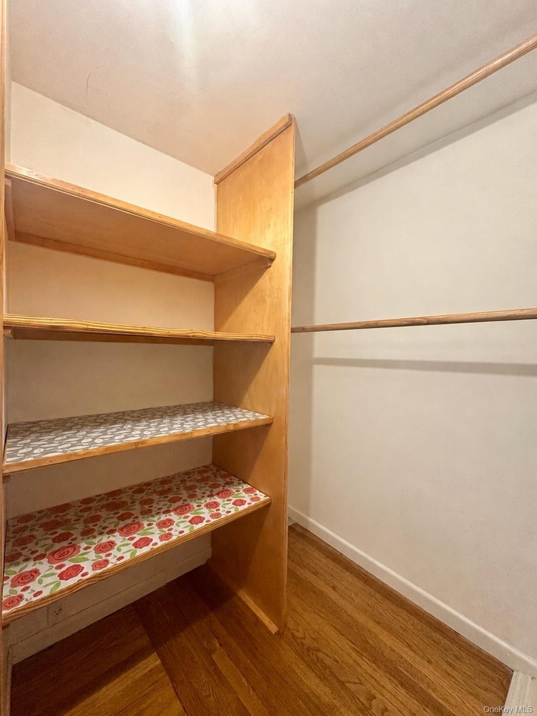 6134 76th Street - Photo 7