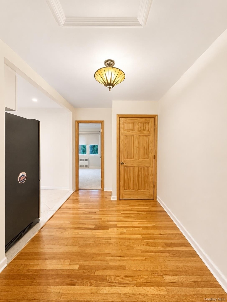 6134 76th Street - Photo 3