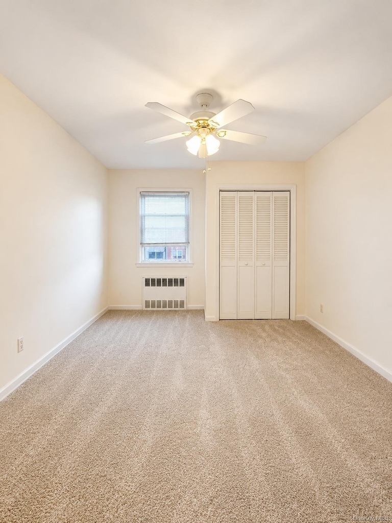 6134 76th Street - Photo 5