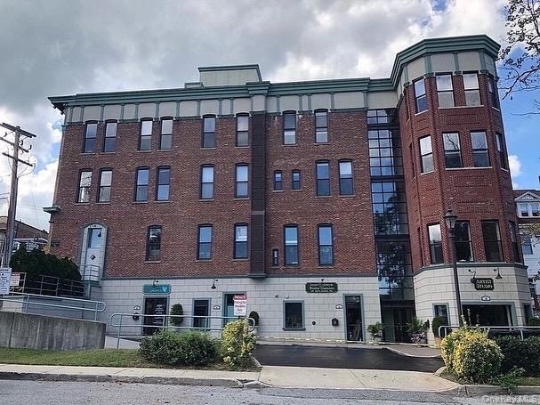 303 Main Street - Photo 12