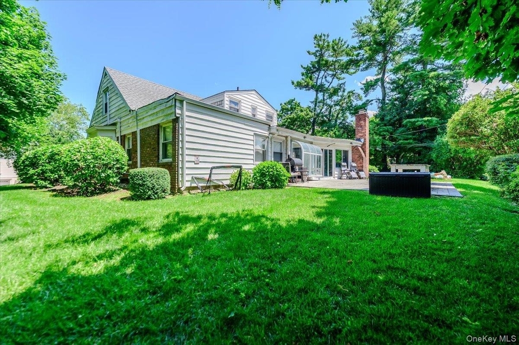 70 Longfellow Road - Photo 27