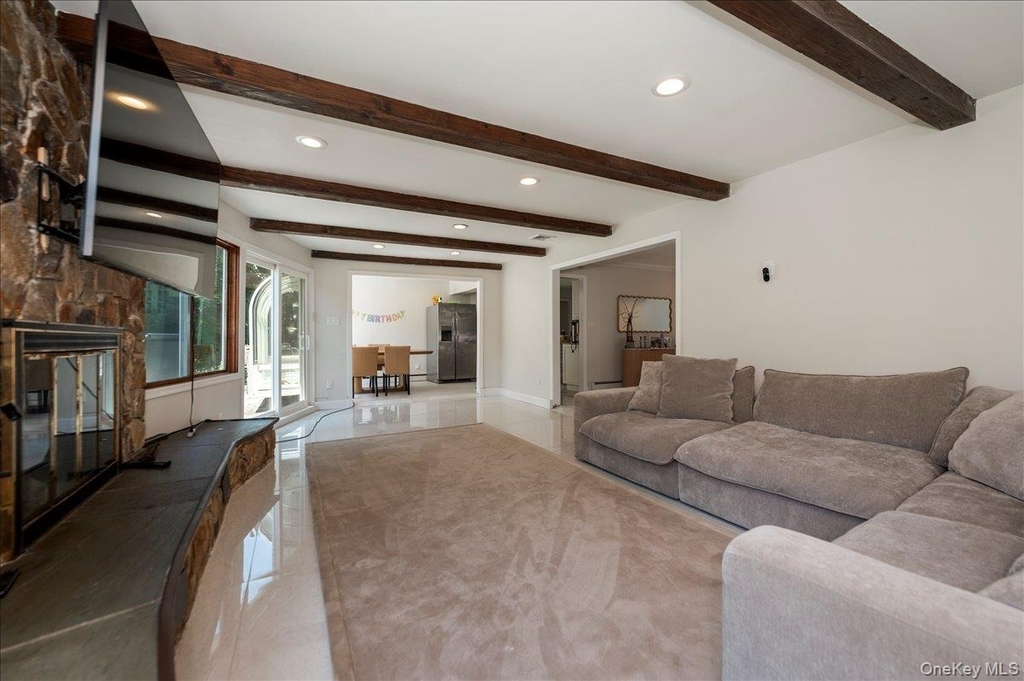 70 Longfellow Road - Photo 15
