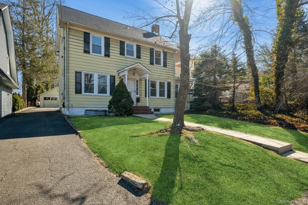 130 Soundview Road - Photo 1