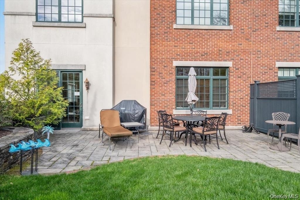 1 Christie Place - Photo 17