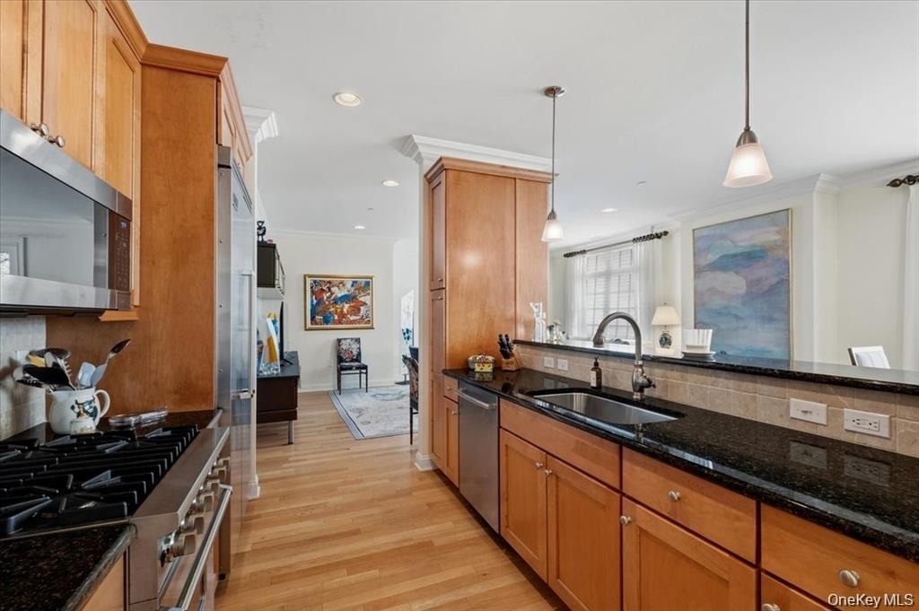 1 Christie Place - Photo 23