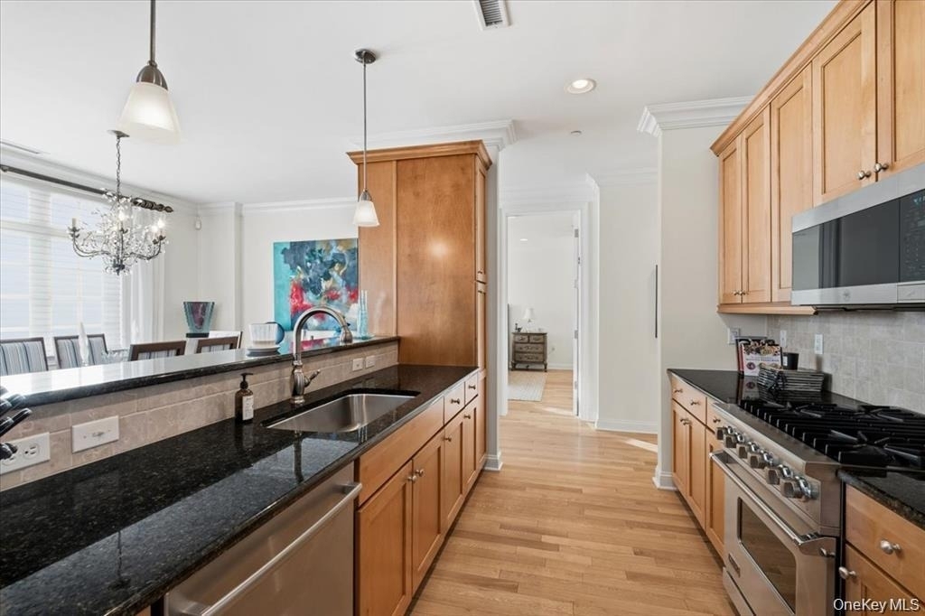 1 Christie Place - Photo 24