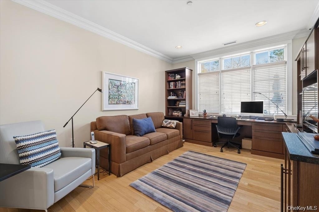 1 Christie Place - Photo 8