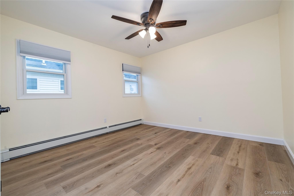 542 E Pine Street - Photo 15
