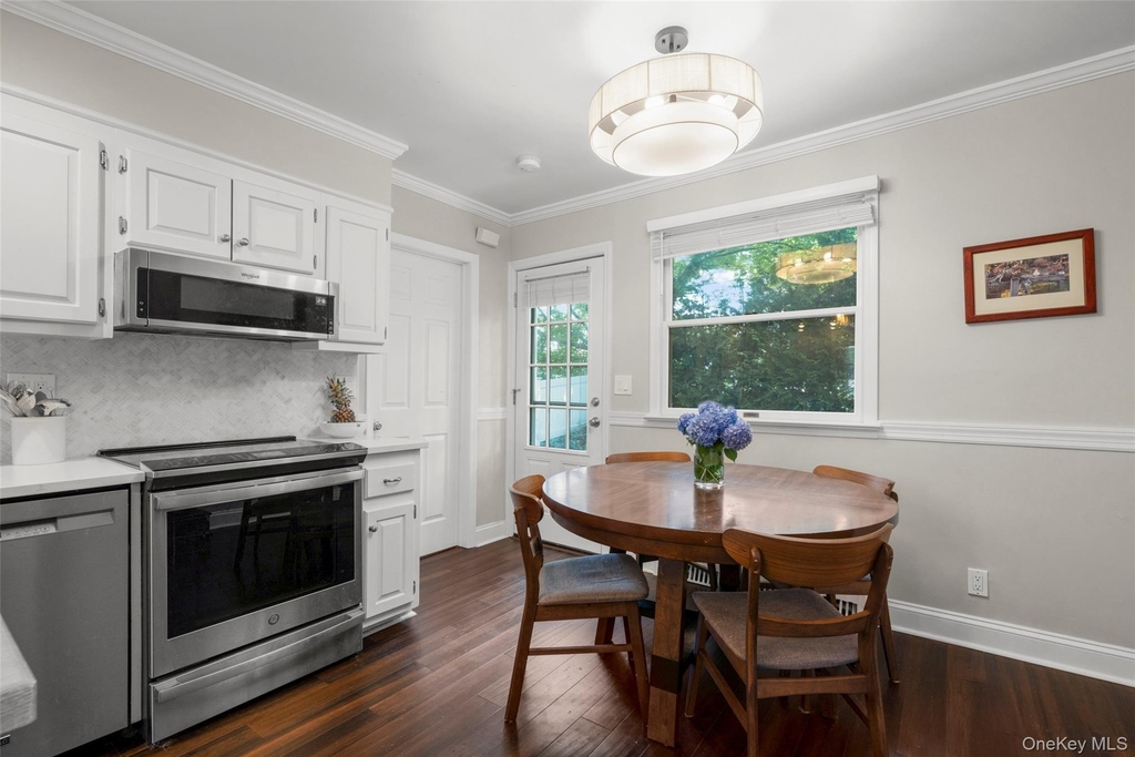 315 Maple Avenue - Photo 14