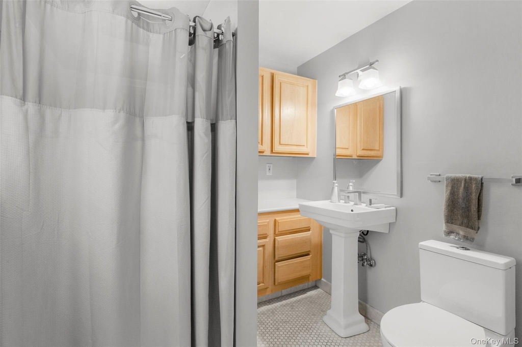 315 Maple Avenue - Photo 5