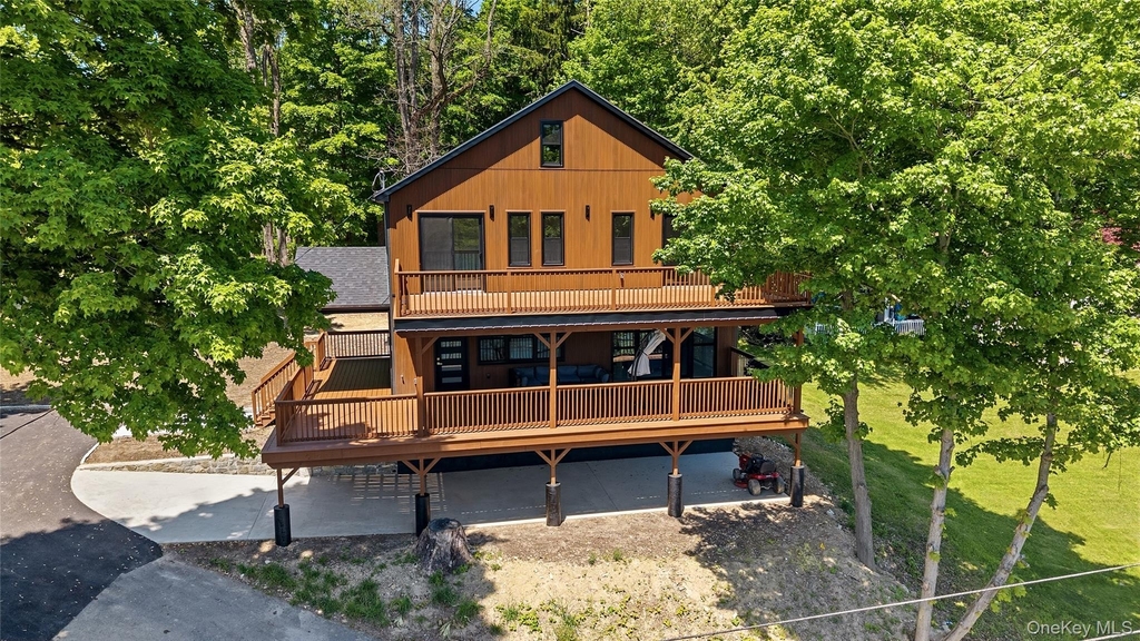 548 Lakes Road - Photo 4