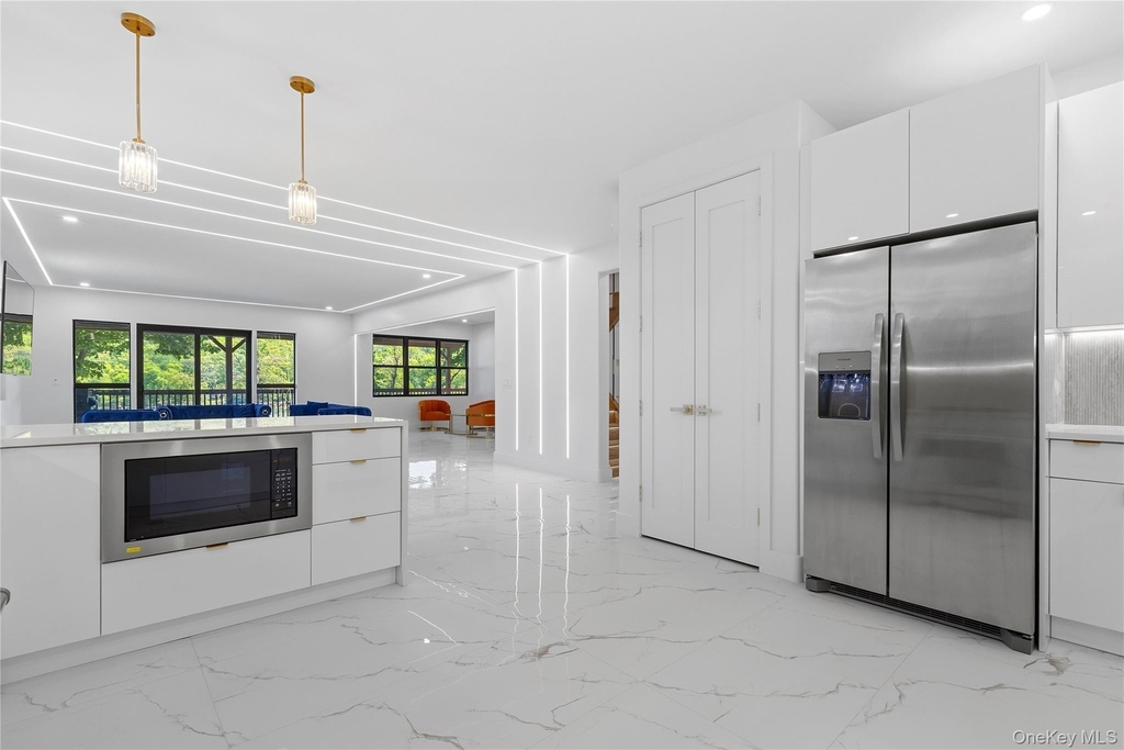 548 Lakes Road - Photo 20