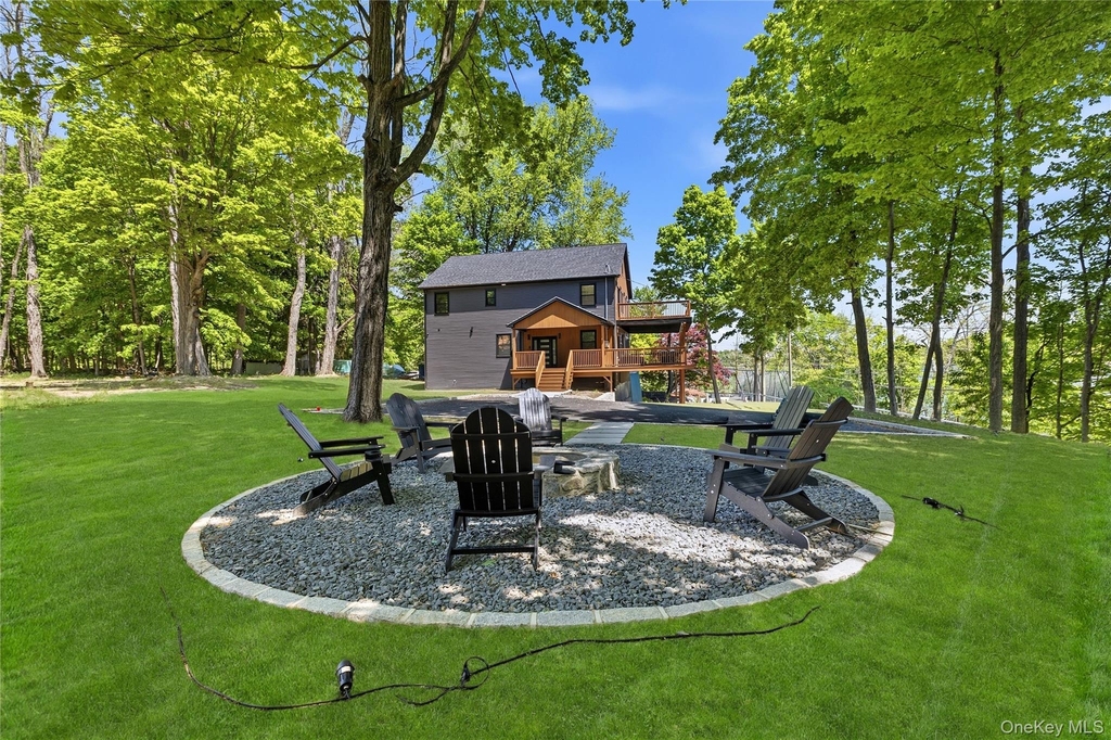 548 Lakes Road - Photo 7