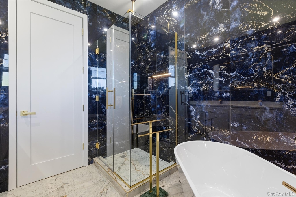 548 Lakes Road - Photo 44