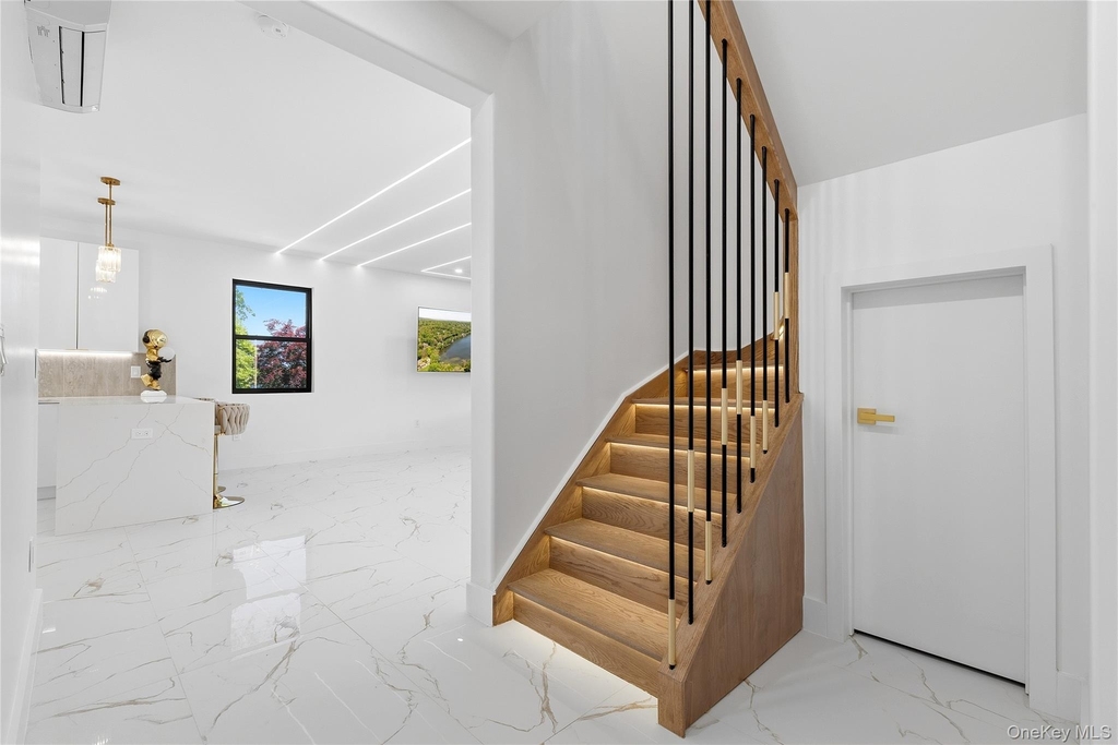548 Lakes Road - Photo 23