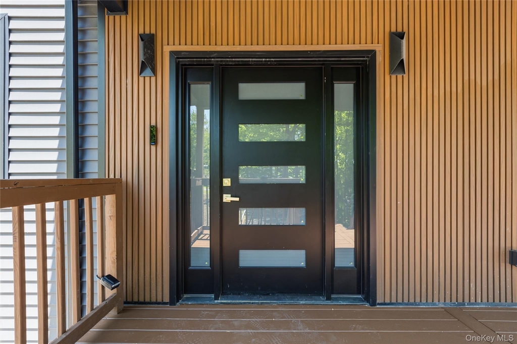 548 Lakes Road - Photo 10