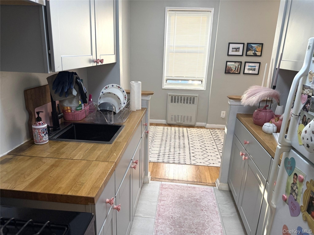 52 Yonkers Terrace - Photo 1