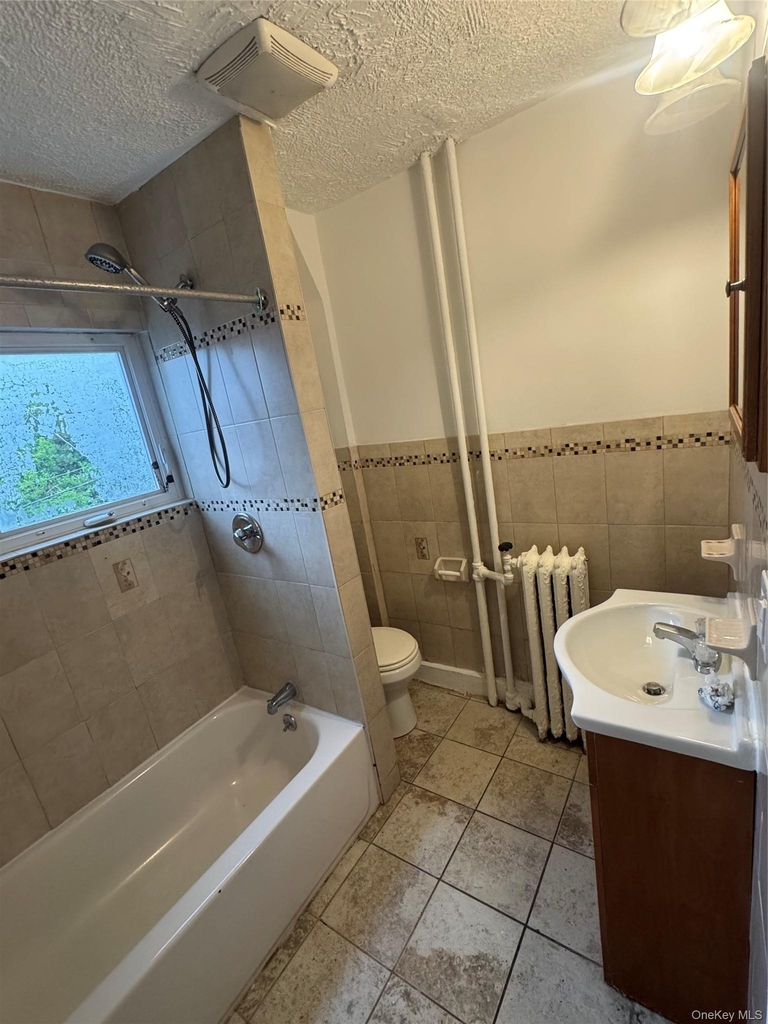 525 E 5th Street - Photo 2