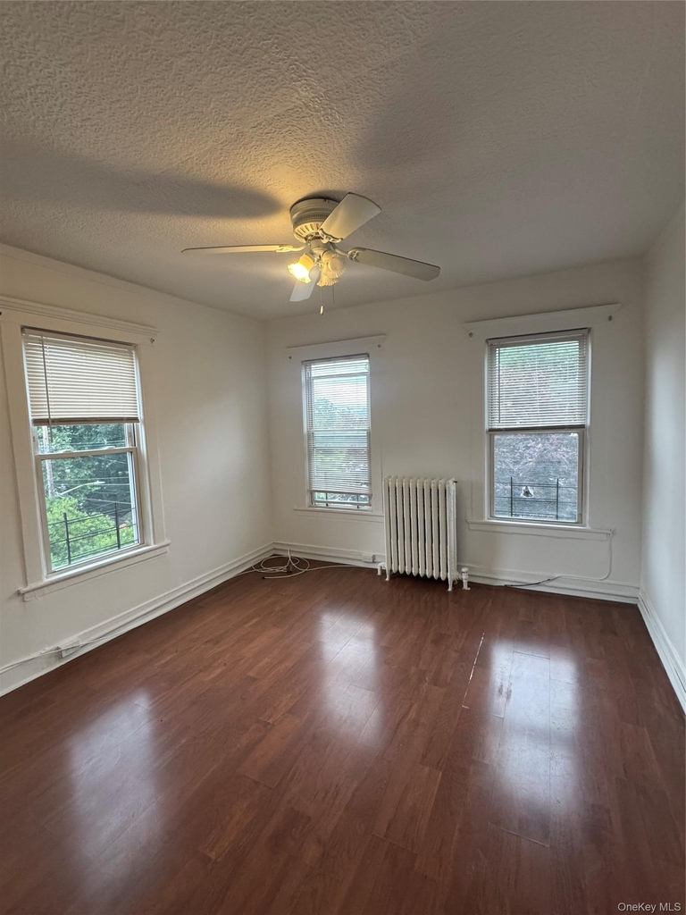525 E 5th Street - Photo 3