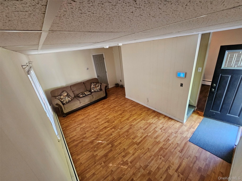 3 White Street - Photo 4