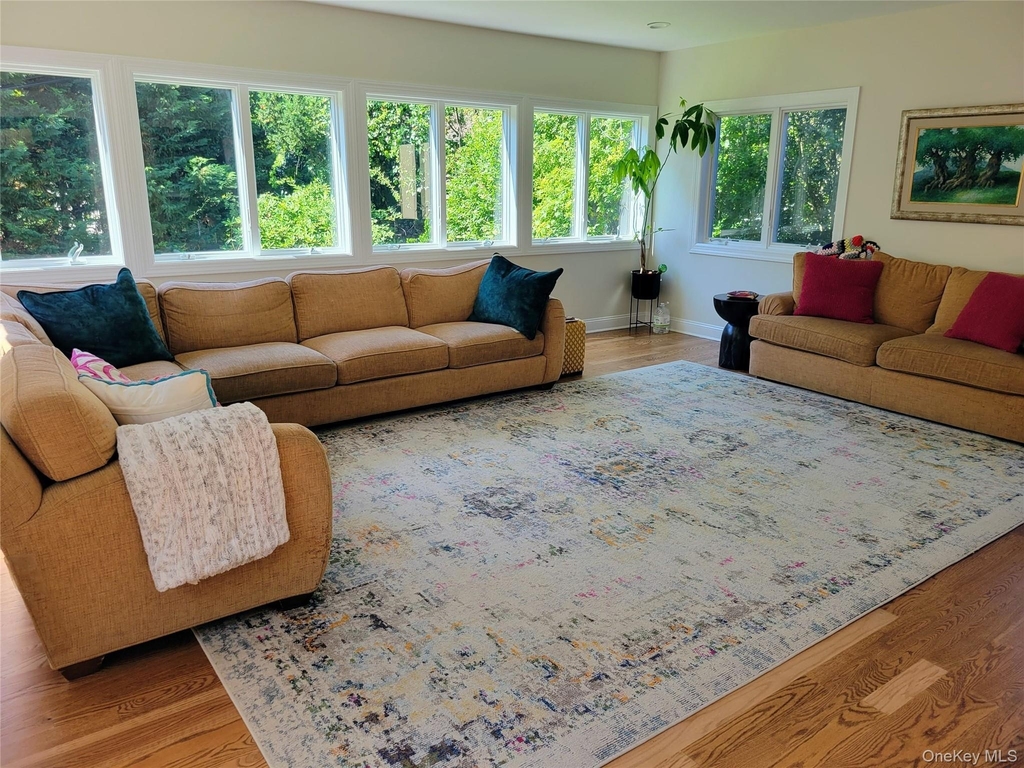 650 Prescott Place - Photo 3