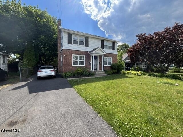 4 Katherine Road - Photo 0